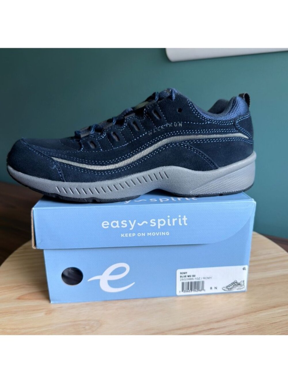 Easy Spirit Womens 8N Romy Sneaker Lightweight Easy-On Shoes Comfort Suede Blue